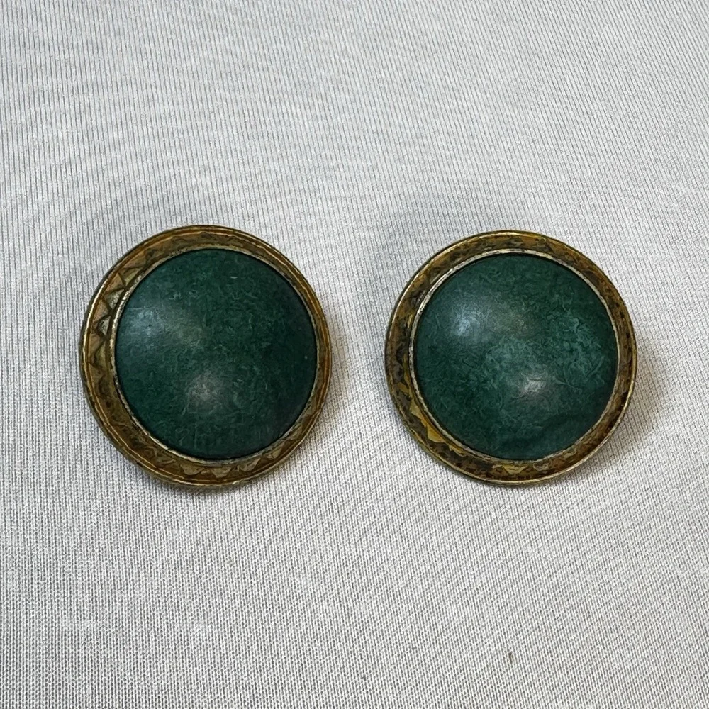 Vintage Matte Green & Gold‎ Tone Dome Earrings